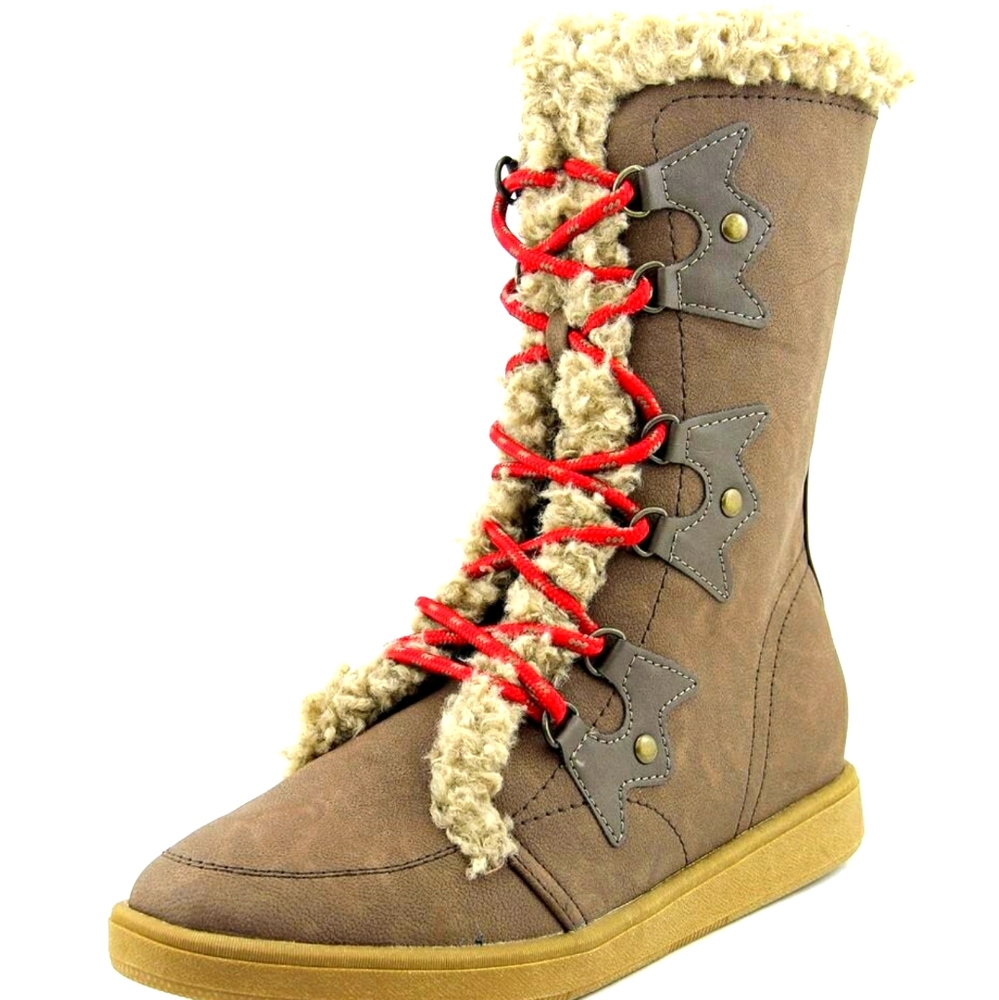 Mid-calf shearling boots